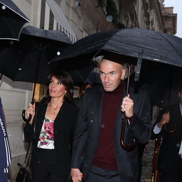 Zinédine Zidane avec sa femme Véronique et leurs enfants Luca et Enzo - A l'occasion des 20 ans de la victoire de l'équipe de France, les bleus 98 se sont rendus à un dîner organisé au Buddha Bar avec les joueurs et leurs familles à Paris, France, le 11 juin 2018. Agence / Bestimage