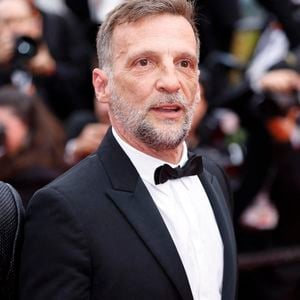 Mathieu Kassovitz assiste à la première de 'Highest 2 Lowest'' lors du 78ème Festival de Cannes au Palais des Festivals à Cannes, France, le 19 mai 2025.