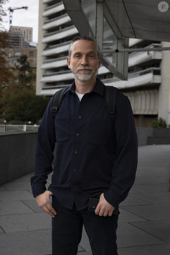 Exclusif - Olivier Norek - Arrivées des personnalités à l'enregistrement de l'émission "Vivement dimanche", diffusée le 23 novembre 2025.

Paris, le 29 octobre 2025.

© Vincenzo Arnone / Bestimage