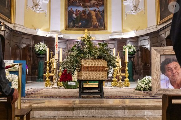 Exclusif - Obsèques de Patrice de Colmont, propriétaire du Club 55, en l'Eglise de Saint-Tropez, le 20 octobre 2025. 
© Florian Escoffier / Nice Matin / Bestimage