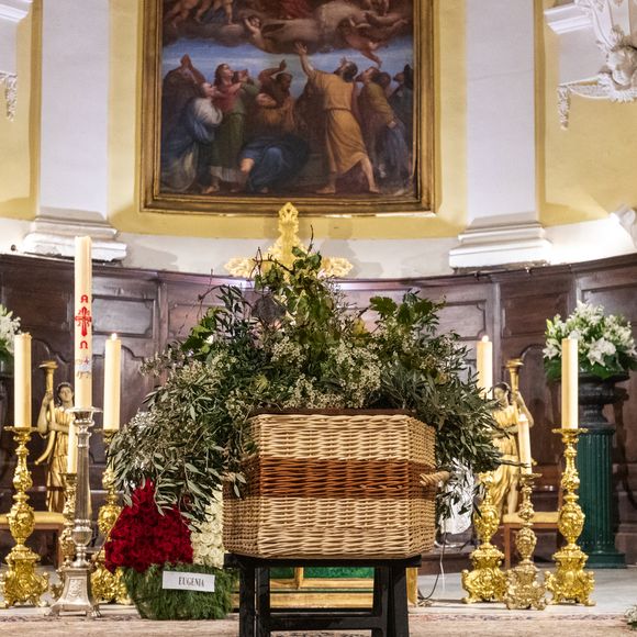 Exclusif - Obsèques de Patrice de Colmont, propriétaire du Club 55, en l'Eglise de Saint-Tropez, le 20 octobre 2025. 
© Florian Escoffier / Nice Matin / Bestimage