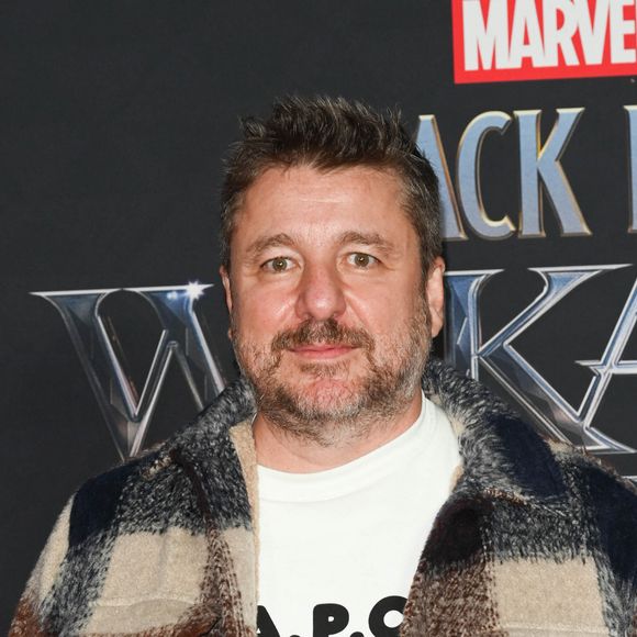 "Ils ont tous deux été respectivement condamnés à 5 et 3 ans d'emprisonnement, ces peines étant assorties d'une partie avec sursis."

Bruno Guillon - Avant-première du film "Black Panther: Wakanda Forever" au Grand Rex à Paris le 7 novembre 2022. © Coadic Guirec/Bestimage