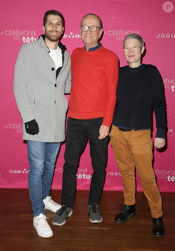 Exclusif - Christophe Martet (lauréat du Mémoire LGBTQI+), guest - Photocall de la cérémonie des Prix Tetu 2024 au Trianon à Paris le 3 décembre 2024. Le premier show consacré aux personnalités, talents et artistes influent.e.s qui font avancer notre société vers l’acceptation de chacun.e. © Jack Tribeca - Coadic Guirec / Bestimage