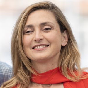 Julie Gayet - Photocall du jury de "L'Œil d'Or" lors du Festival International du Film de Cannes. © Jacovides/Moreau/Bestimage