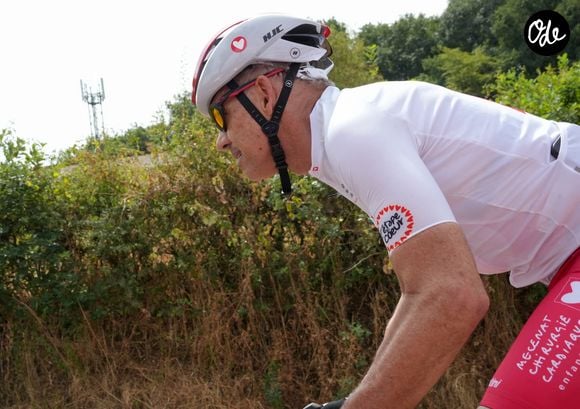 Exclusif - Paul Belmondo - Les célébrités lors de “L'Etape du Coeur” de l’association Mécénat Chirurgie Cardiaque lors de la 12ème étape de la 113ème édition du Tour de France entre Nevers et Chalon-sur-Saône, France, le 16 juillet 2026. Anne-Sophie Guebey / Bestimage
