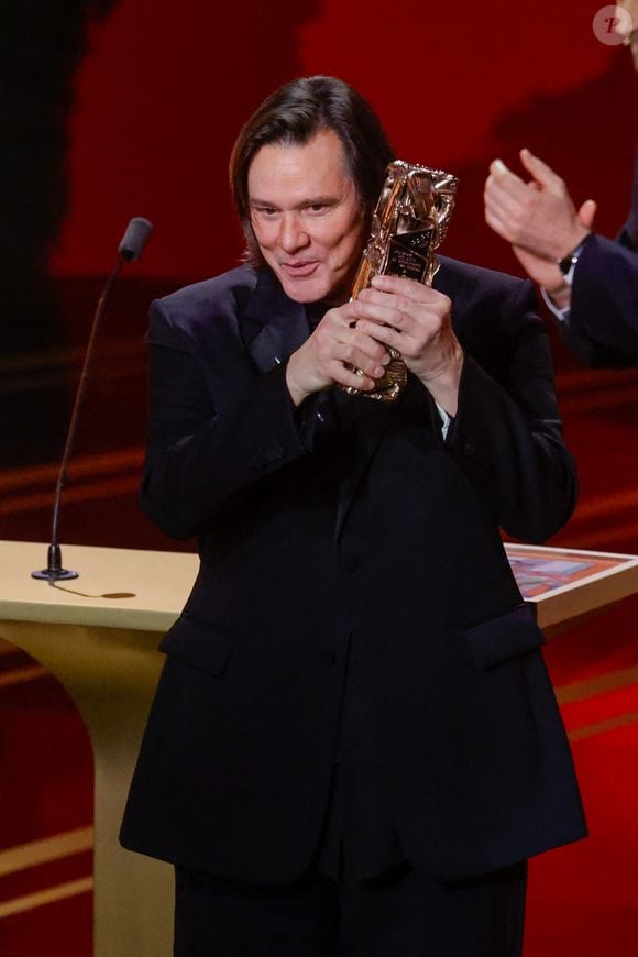 C'est la folle rumeur qui agite la toile depuis quelques jours, 

Jim Carrey (César d'honneur) lors de la 51ème cérémonie des César à l'Olympia à Paris, France, le 26 février 2025 © Borde-Jacovides/Bestimage
