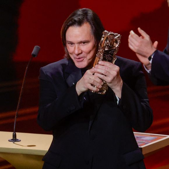 C'est la folle rumeur qui agite la toile depuis quelques jours, 

Jim Carrey (César d'honneur) lors de la 51ème cérémonie des César à l'Olympia à Paris, France, le 26 février 2025 © Borde-Jacovides/Bestimage