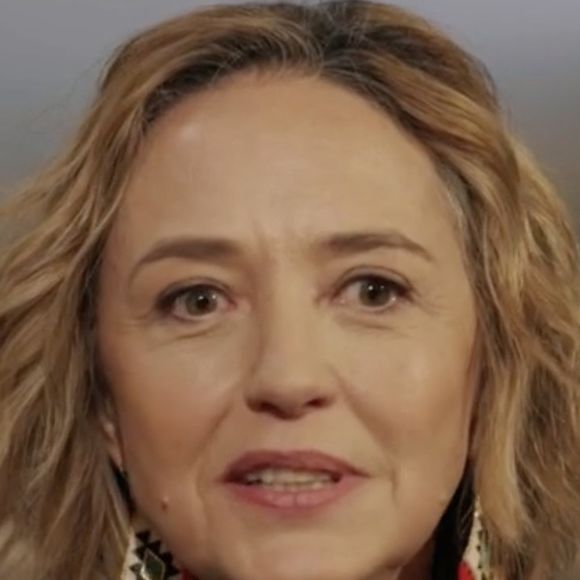 Héléne de Fougerolles dans Un dimanche à la campagne sur France 2