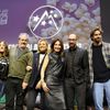 Izïa Higelin, Gustave Kervern, Noémie Saglio, Elsa Zylberstein, Présidente du jury, Ken Scott, Tom Leeb lors de la cérémonie d'ouverture de la 28ème édition du festival International du Film de Comédie à l'Alpe d'Huez le 13 janvier 2025.

© Dominique Jacovides / Bestimage