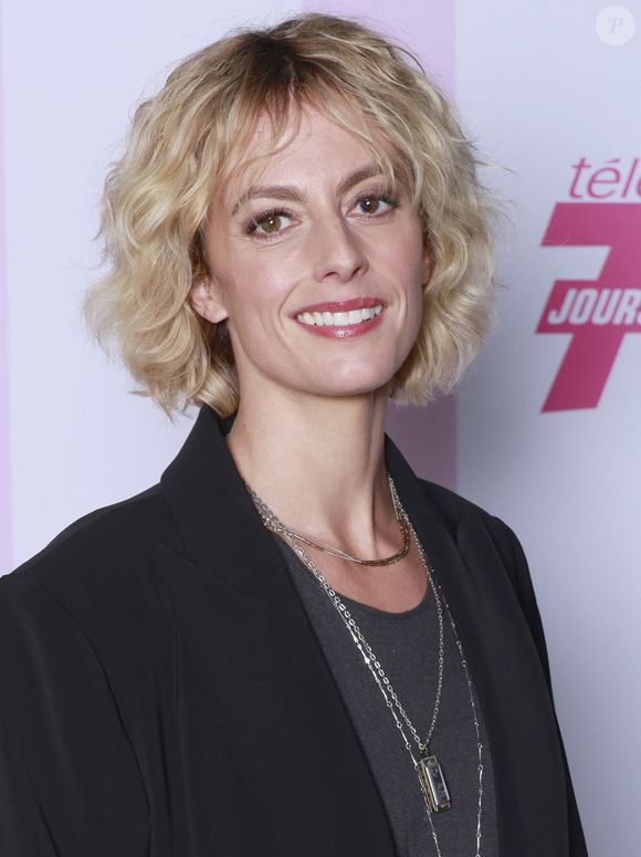 Sara MORTENSEN

Soirée Télé 7 jours Chez Francette à Paris, jeudi 4 septembre 2025. - Soirée Télé 7 jours Chez Francette à Paris le 4 septembre 2025.
© Christophe Aubert via Bestimage