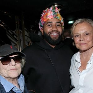 La réalisatrice Josée Dayan et l’humoriste Nordine Ganso également

Exclusif - Josée Dayan, Nordine Ganso et Muriel Robin - Générale de la Pièce "On va tous être d'accord… ou pas " au théâtre Lepic à Paris le 6 Mai 2025. © Bertrand Rindoff/Bestimage