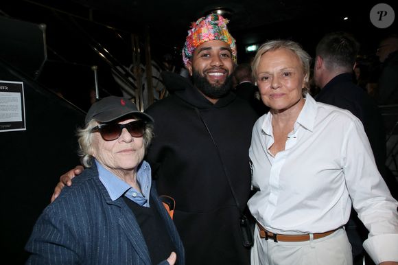 La réalisatrice Josée Dayan et l’humoriste Nordine Ganso également

Exclusif - Josée Dayan, Nordine Ganso et Muriel Robin - Générale de la Pièce "On va tous être d'accord… ou pas " au théâtre Lepic à Paris le 6 Mai 2025. © Bertrand Rindoff/Bestimage