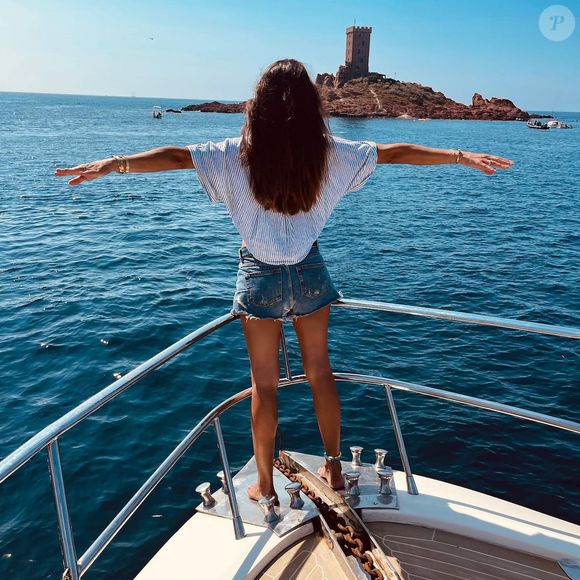 Karine Ferri en vacances à Saint-Raphaël, juillet 2021