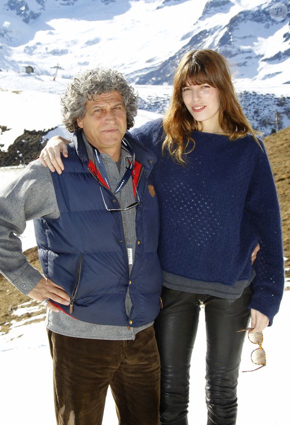 Frère de Christian, Stéphane Clavier était assistant sur le film.

Lou Doillon et Stéphane Clavier posent lors du 13ème Festival du Film de Télévision de Luchon à Luchon, France, le 10 février 2011. Photo Patrick Bernard/ABACAPRESS.COM