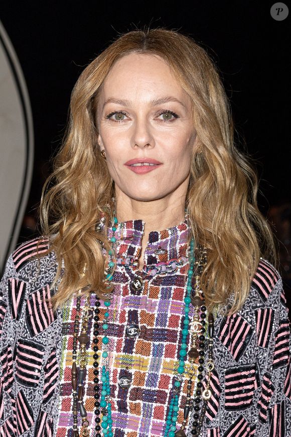 Vanessa Paradis - Front Row au deuxième défilé de mode Haute-Couture Chanel au Grand Palais Éphémère lors de la Fashion Week Printemps-été 2023 de Paris, France, le 24 janvier 2023. © Olivier Borde/Bestimage