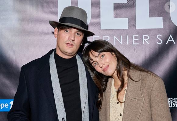 Sa compagne Laura a mis au monde leur premier enfant 

Exclusif - Alain-Fabien Delon et sa compagne Laura Bensadoun au photocall de la soirée Ciné-concert symphonique "Alain Delon, le dernier Samouraï" au Palais des congrès à Paris le jour de son anniversaire.

© Jacovides / Moreau / Bestimage
