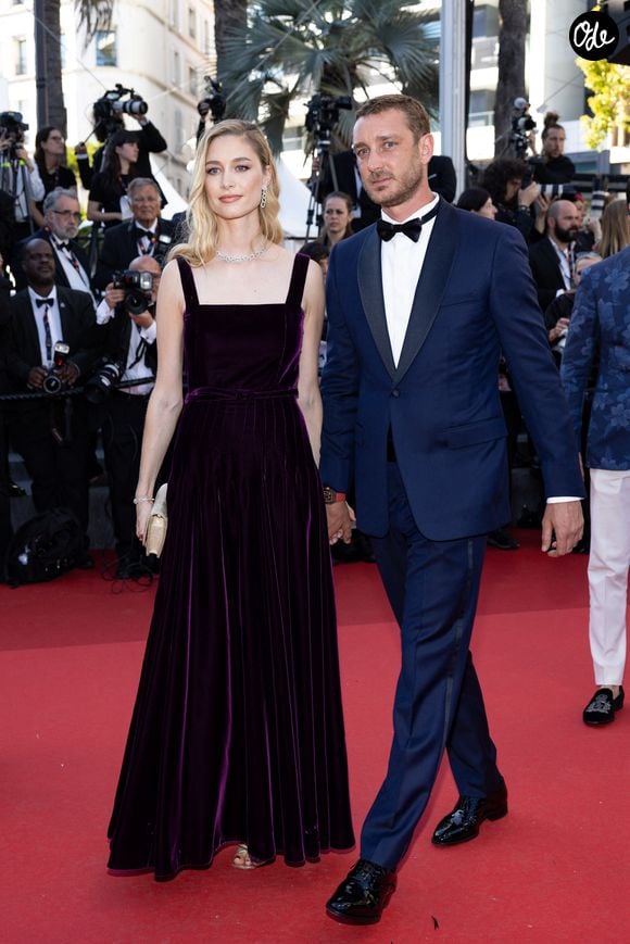 Beatrice Borromeo et son mari Pierre Casiraghi - Montée des marches du film « Le comte de Monte-Cristo » lors du 77ème Festival International du Film de Cannes, au Palais des Festivals à Cannes. Le 22 mai 2024
© Jacovides-Moreau / Bestimage