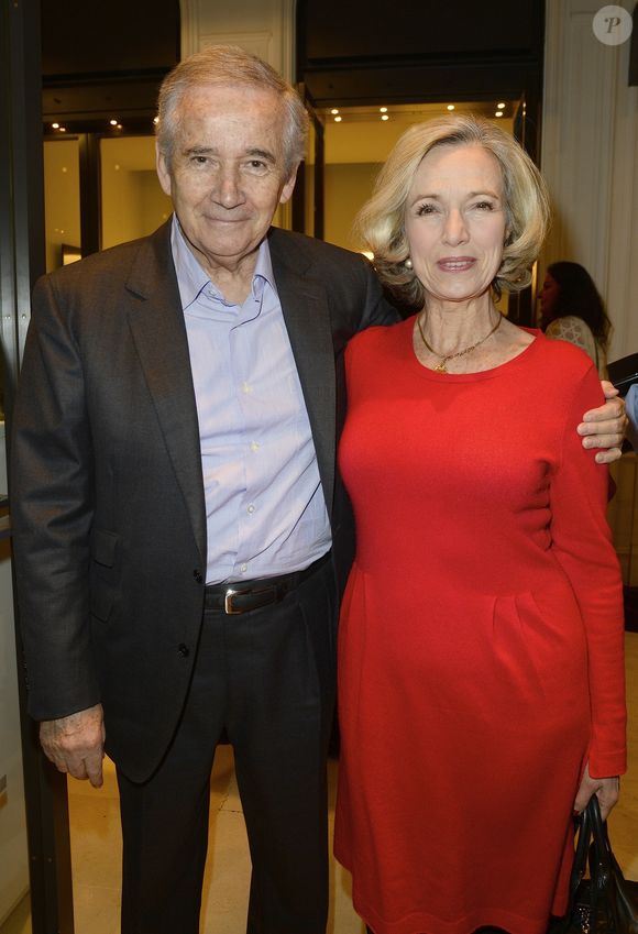 Alain Doutey et sa femme Ariele Séménoff (Arielle Séménoff) - Vernissage de l'exposition des photographies de Mireille Darc chez Artcurial à Paris le 21 janvier 2016. © Coadic Guirec/Bestimage