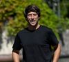 "Beaucoup de choses fausses sont sorties sur cette histoire, je vois dans la presse qu’on est fâchés, qu’il ne travaillait pas assez. La vérité est bien moins palpitante."

Hugo Selignac - Les célébrités sur le ponton de l'hôtel Excelsior lors de la 82ème édition du festival international du film de Venise (La Mostra), Italie, le 6 septembre 2025. © SGP/Bestimage