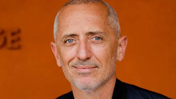 Découvrez le restaurant parisien, à la carte abordable, où Gad Elmaleh s'est rendu avec ses amis