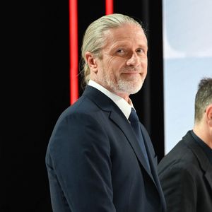 Via ses réseaux, il alerte sur l'éloignement des valeurs fondamentales et le désamour des joueurs et supporters. 

Emmanuel Petit - Conférence de rentrée 2022/2023 BFM TV à Paris le 6 septembre 2022. © Coadic Guirec/Bestimage