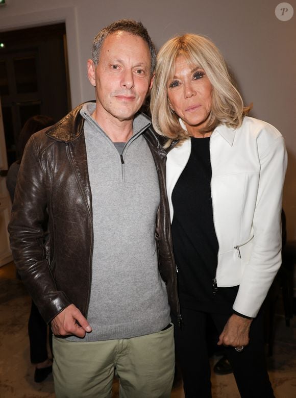 Marc-Olivier Fogiel et Brigitte Macron - 7ème remise du prix "Fonds de dotation Line Renaud-Loulou Gasté" pour la recherche médicale à la Maison de la Recherche à Paris le 17 novembre 2025. © Coadic Guirec/Bestimage