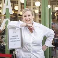 "Bien arrivée au paradis" : Hélène Darroze partage l'adresse de son refuge dans l'une des villes les plus touristiques au monde