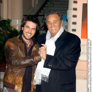 © Serge Arnal/ABACA. 55688-1. Luchon-France, 5 février 2004. Les acteurs français Roger Hanin (R) et Anthony Dupray assistent au festival international du film et de la télévision pour le téléfilm 'Navarro'.