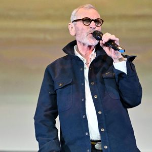 Tchéky Karyo, Prix Génius remis pas Daniel Benoin, le co-organisateur du Festival
Soirée de clotûre et palmarés de la 7e édition du festival Cineroman à Nice le 4 Octobre 2025 Dominique Jacovides - Bruno Bebert / Bestimage
