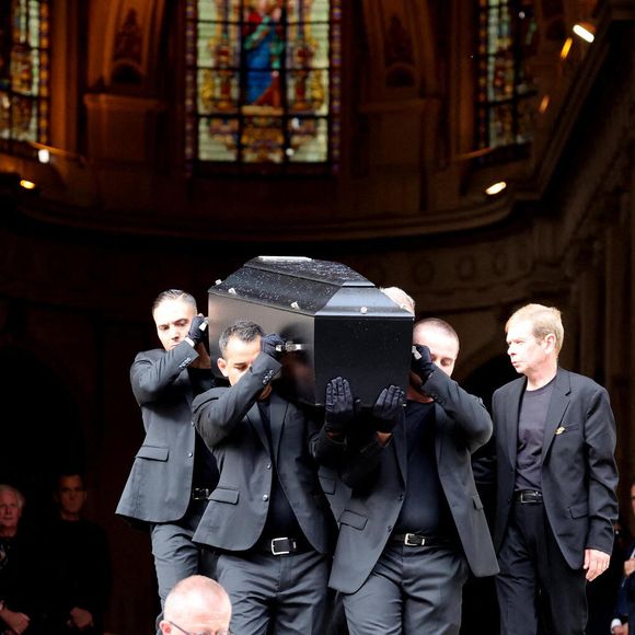 Illustration - Sorties des obsèques de Thierry Ardisson en l’église Saint-Roch de Paris, France, le 17 juillet 2025.  © Clovis-Jacovides/Bestimage