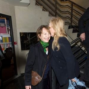Nathalie Baye et Sylvie Vartan - Soirée en l'honneur de Danielle Darrieux lors de la projection du film "Occupe-toi d'Amélie" de Claude Autant-Lara au Max Linder Panorama à Paris le 9 avril 2018. © Pierre Perusseau/Bestimage