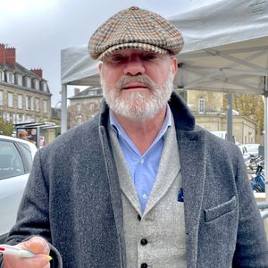 Philippe Etchebest (pour le livre "Un chef au bout du monde") en dédicace à la 43ème Foire du Livre de Brive le 9 novembre 2025.

© Fabien Faure / Bestimage