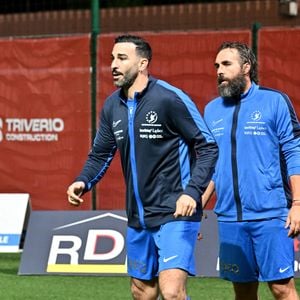 Adil Rami durant la première édition du " match des légendes " opposant l'équipe des Légendes, les anciens de Cannes, à l'équipe des Etoiles avec pour capitaine Didier Deschamps, au stade Pierre de Coubertin à Cannes, le 30 octobre 2025.  © Bruno Bebert / Dominique Jacovides / Bestimage