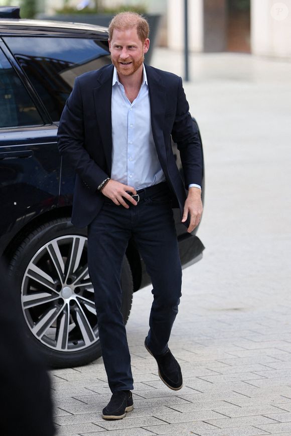 Le prince Harry au Centre d'études sur les blessures de l'Imperial College à Londres, au troisième jour de sa visite au Royaume-Uni. Londres, Royaume-Uni, le 10 septembre 2025. © Lock Stephen/I-Images/ABACA