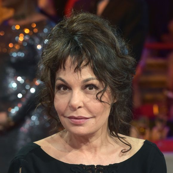 Christine Bravo a appris la disparition d’Isabelle Mergault par des confrères.

Isabelle Mergault - Enregistrement de l'émission "Le plus grand cabaret du monde" à La Plaine Saint-Denis, diffusée le 8 avril 2017. Le 4 avril 2017. © Giancarlo Gorassini / Bestimage