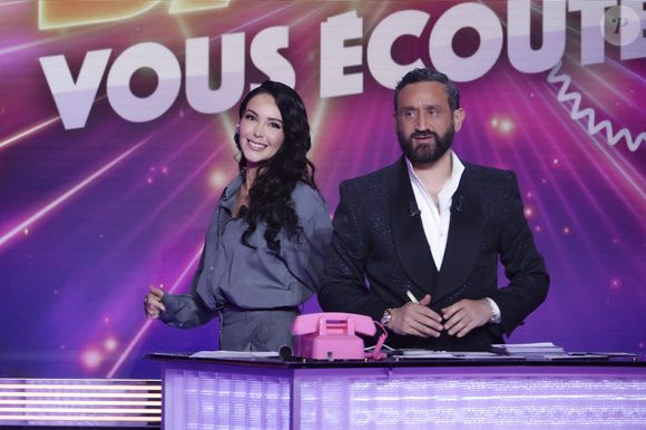 Ou encore Nabilla

Exclusif - Cyril Hanouna, Nabilla Vergara, sur le plateau de l’émission « TPMP » La dernière sur C8,  présentée par C.Hanouna et diffusée en direct sur C8, Paris, France, le 27 fevrier 2025. © Jack Tribeca / Bestimage
