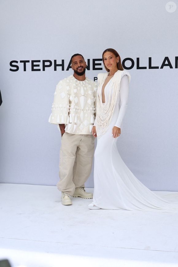 C'est donc bien entouré et soutenu que Slimane s'est dévoilé

Slimane et Vitaa - Arrivées au défilé "Stéphane Rolland", Collection Haute Couture Automne/Hiver 2025-2026" lors de la Fashion Week de Paris (PFW) le 8 juillet 2025. © Denis Guignebourg/Bestimage