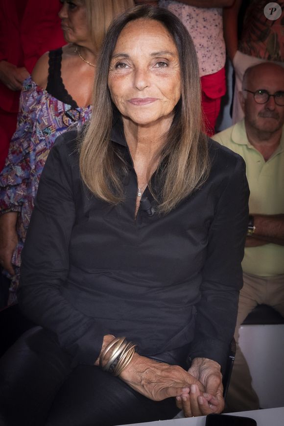 Exclusif - Véronique Bevilacqua (veuve du chanteur Christophe) - Enregistrement de l'émission "TPMP (Touche Pas à Mon Poste)", présentée par C.Hanouna et diffusée en direct sur C8 le 22 juin
© Jack Tribeca / Bestimage