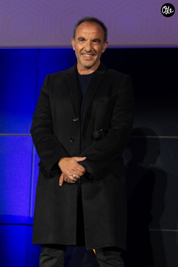 Connu pour son métier d'animateur, il est aussi passionné de photographie

Nikos Aliagas assiste au « Multi Screen Grand Prix 2026 » à l'hôtel Pullman Paris Montparnasse, le 13 avril 2026 à Paris, en France. Photo de Nasser Berzane/ABACAPRESS.COM