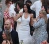 Et, pour cette journée plus qu'exceptionnelle, la chanteuse de 30 ans, qui a copié le look d'une autre star, avait opté pour une robe-sirène à couper le souffle.

La chanteuse Dua Lipa et l'acteur Callum Turner ont été photographiés avant leur fête de mariage sur la Piazza Croce Dei Vespri à Palerme, en Italie, le 5 juin 2026. Photo : Snapix/ABACAPRESS.COM