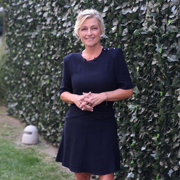Exclusif - Anne-Elisabeth Lemoine - L'équipe de la nouvelle saison de l'émission « C à Vous » le 7 septembre 2023.

© Dominique Jacovides / Bestimage