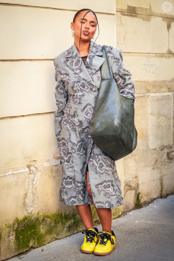 Paola Locatelli attend le défilé Ganni Womenswear Fall/Winter 2025-2026, le 4 mars 2025 à Paris, France.  © Lucia Sabatelli / Bestimage