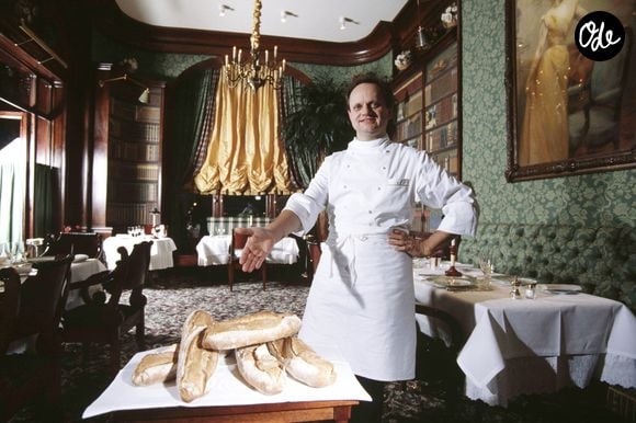 Archives - En France, à Paris, dans le restaurant de Joël Robuchon à l'Hôtel de La Belle Epoque
© Alain Canu via Bestimage