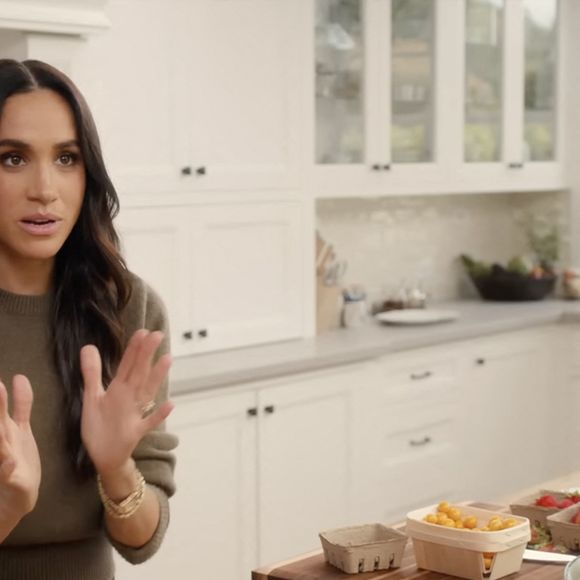 L'apparition d'Archie, âgé de cinq ans a particulièrement attiré l'attention. 

Capture d'écran de la série de Meghan Markle, "With Love, Meghan"
© JLPPA/Netflix