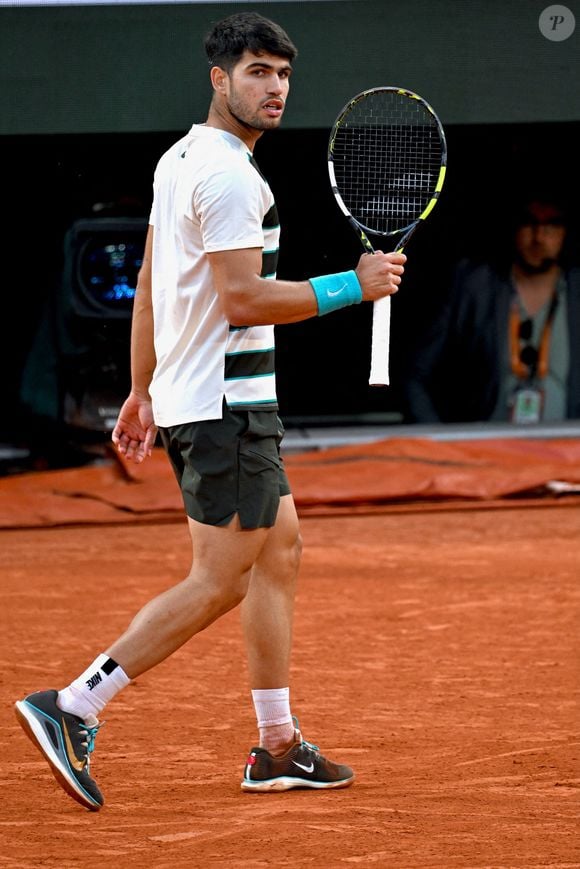 Carlos Alcaraz pendant le match de la finale du simple masculin lors de la quinzième journée des Internationaux de France 2025 à Roland Garros le 08 juin 2025 à Paris, France. Photo par Franck Castel/ABACAPRESS.COM