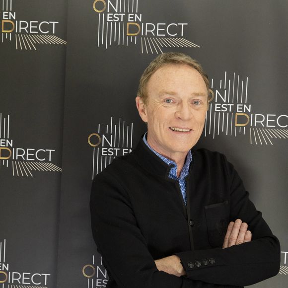 Exclusif - Christophe Hondelatte Pour son emission sur Europe 1 « Hondelatte raconte » - Backstage de l'émission OEED (On Est En Direct)  , présentée par L.Ruquier et diffusée en direct le 20 mars 2021 sur France 2.   Paris, le 20 mars 2021.  © Jack Tribeca / Bestimage