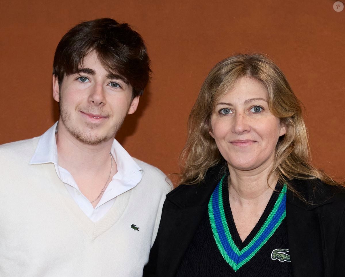 Vidéo : Oscar, le fils de Patrick Bruel, a lancé une société avec sa mère Amanda  Sthers et son frère Léon : de quoi s'agit-il ? - Ode (Purepeople)