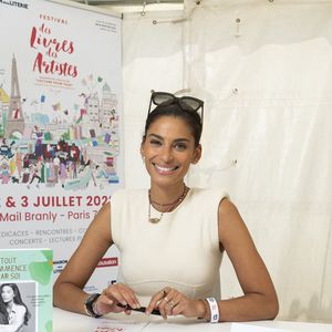 Tatiana Silva au festival des Livres et des Artistes organisé par l'association "Lecture pour Tous" engagée dans la lutte contre l'illettrisme au Mail Branly à Paris le 2 juillet 2022.
© Pierre Perusseau / Jack Tribeca / Bestimage