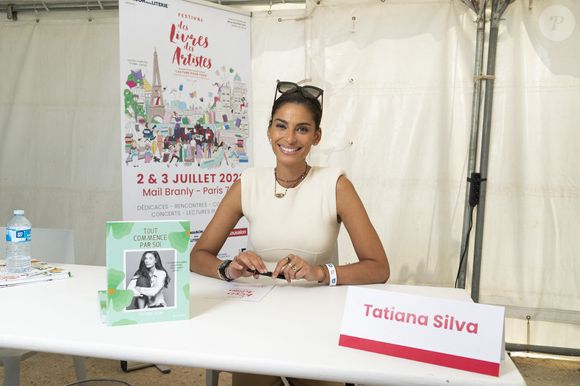 Tatiana Silva au festival des Livres et des Artistes organisé par l'association "Lecture pour Tous" engagée dans la lutte contre l'illettrisme au Mail Branly à Paris le 2 juillet 2022.
© Pierre Perusseau / Jack Tribeca / Bestimage