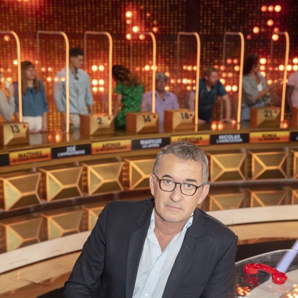 Exclusif - Christophe Dechavanne - Enregistrement du jeu "À Prendre Ou À Laisser" (APOAL) présenté par Christophe Dechavanne et diffusé sur C8 à partir du 14 juin 2021, à Paris, France,  le 1er juin 2021. © Jack Tribeca/Bestimage